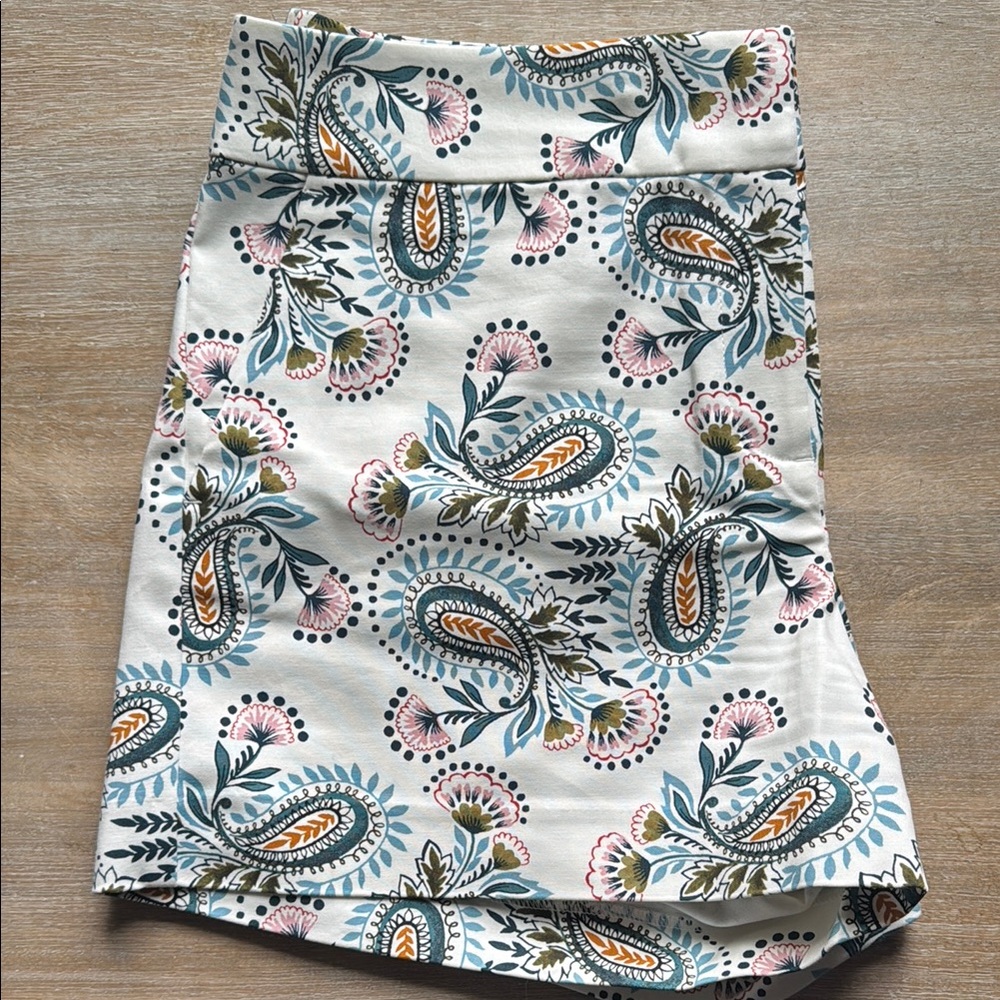 LOFT Shorts with fun Paisley Print (worn once)